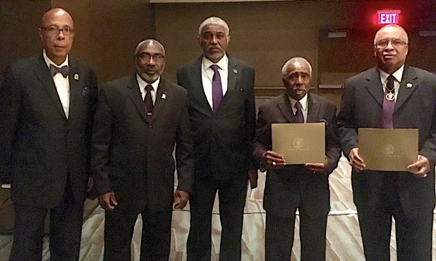 PHOTOS: Eta Omega Brothers Receive Service Awards at the Grand Conclave