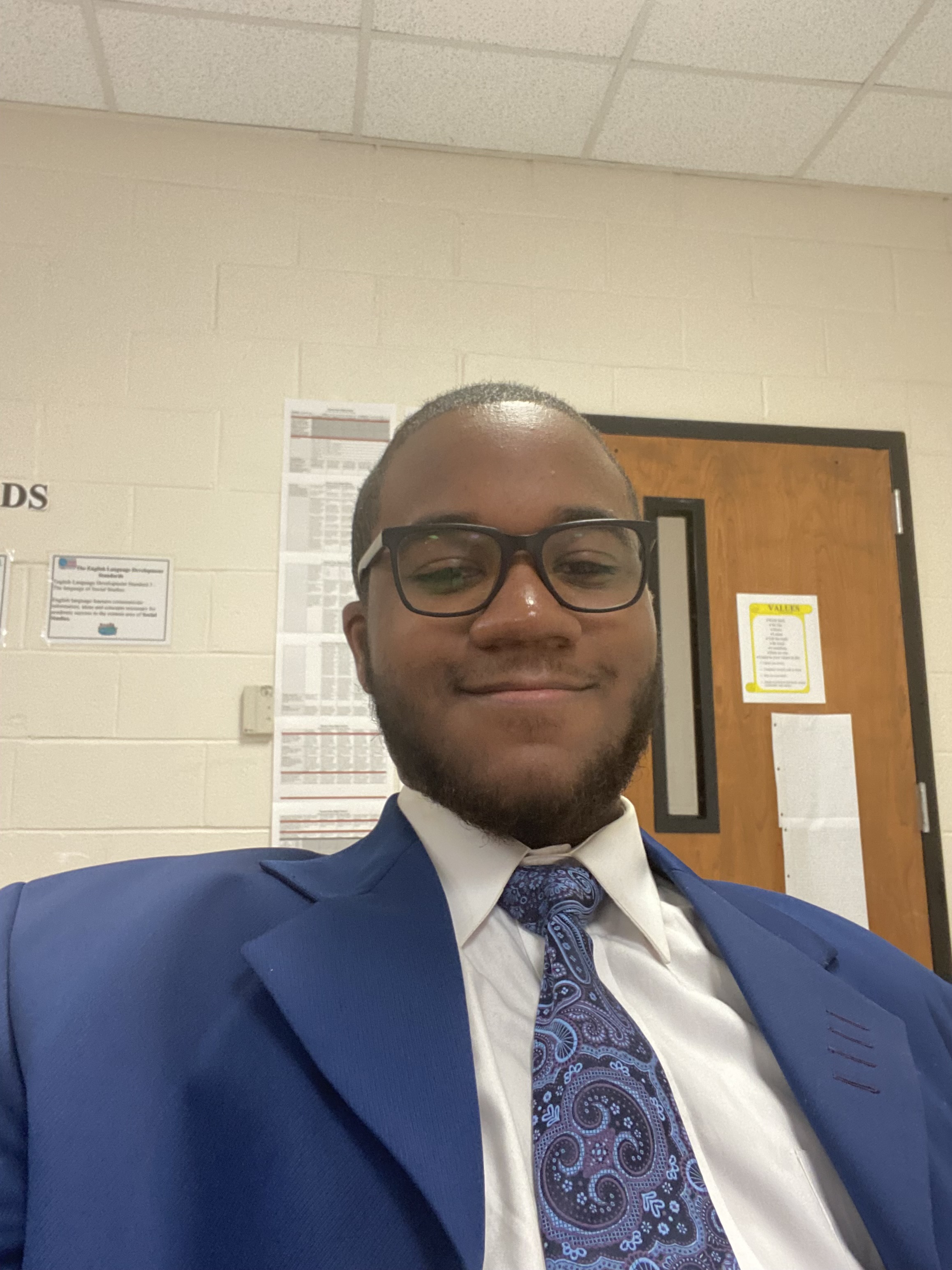 Color Photo of Applicant